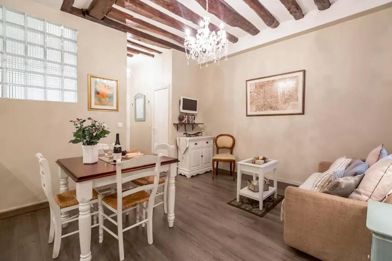 Appartamento Le Jardin Du Marais Parigi Esterno foto